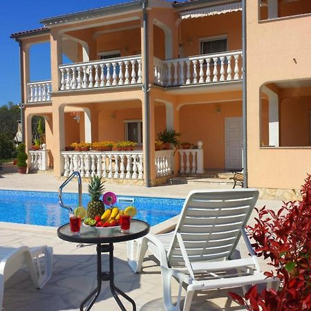 Haus Delphin Appartement Poreč Buitenkant foto