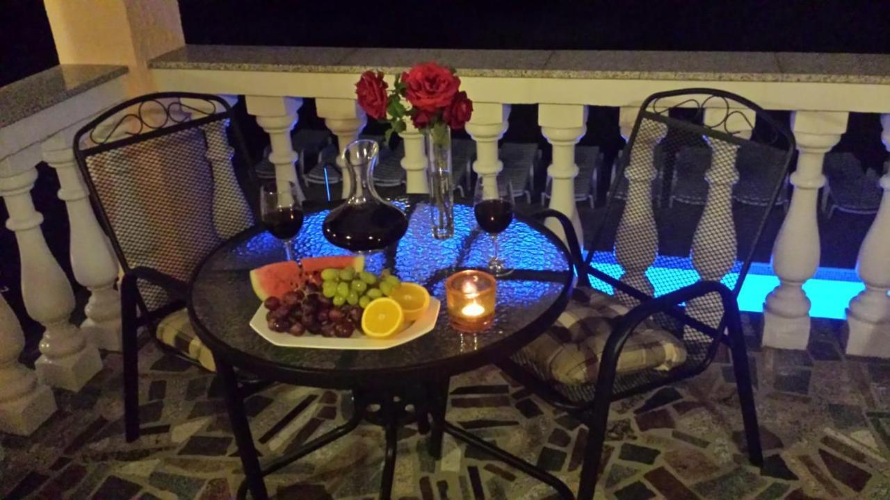 Haus Delphin Appartement Poreč Buitenkant foto